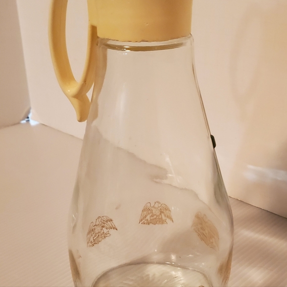 Vintage Log Cabin Syrup Dispenser Glass Eagle Pitcher Cottagecore Carafe MCM - Picture 3 of 10